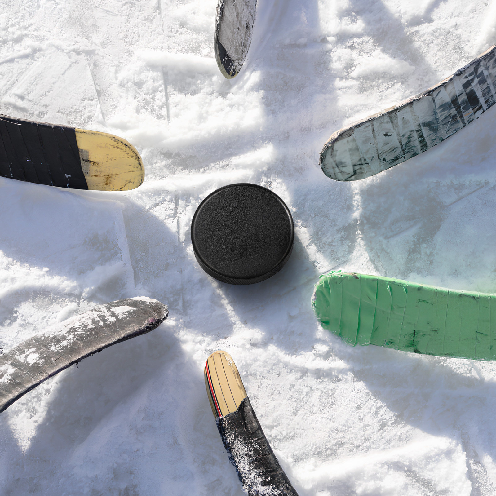 Kids Outdoor Hockey Sticks - 6Pcs Versatile Foam Ice Hockey Pucks